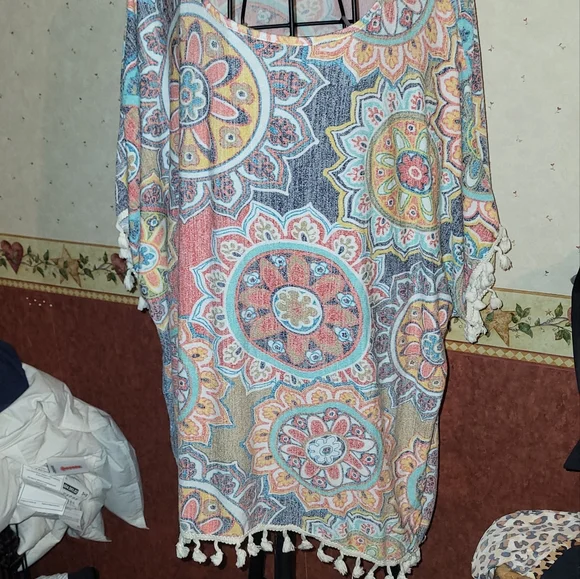 Tunic - Picture 2 of 4